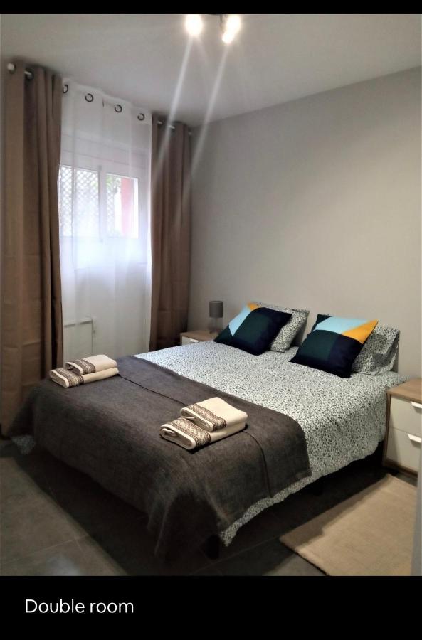 Santa Coloma de Gramanet Petit Apartment מראה חיצוני תמונה